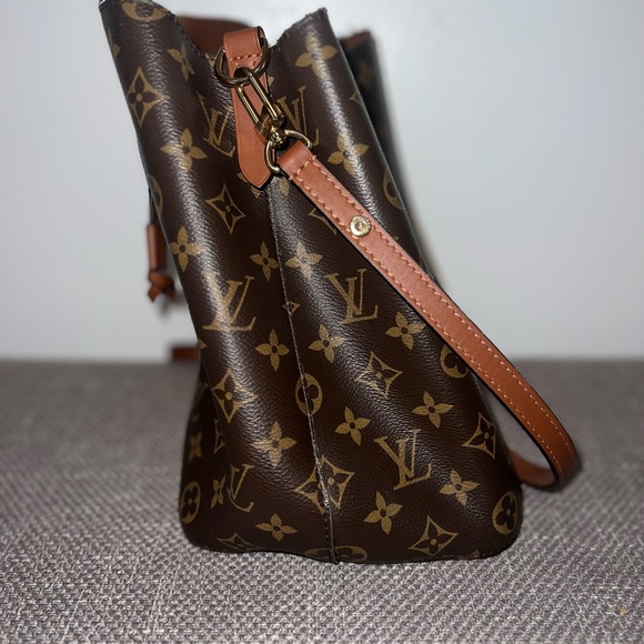 *AUTHENTIC* LV NéoNoé MM - Picture 4 of 6